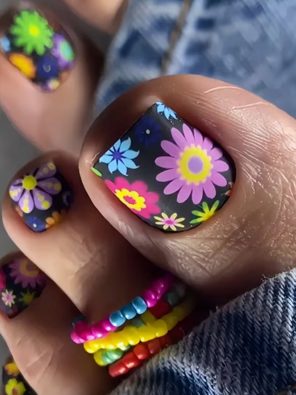 🦋 Black Flower Power Nails
